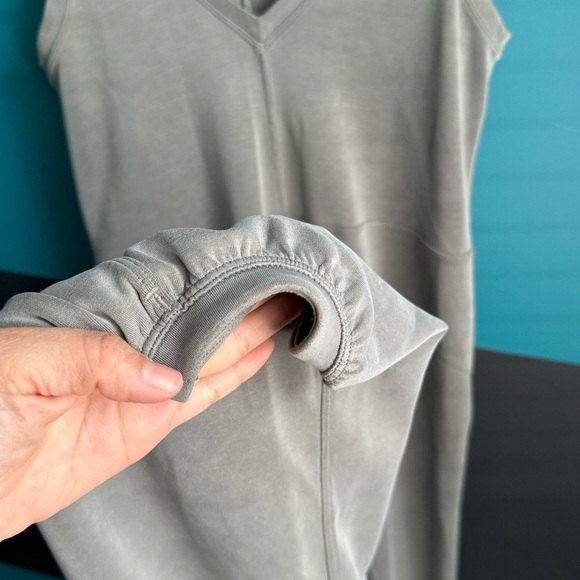 Lululemon Ease of it All V-Neck Jumpsuit
Grey Sage size 4 - Picture 8 of 16